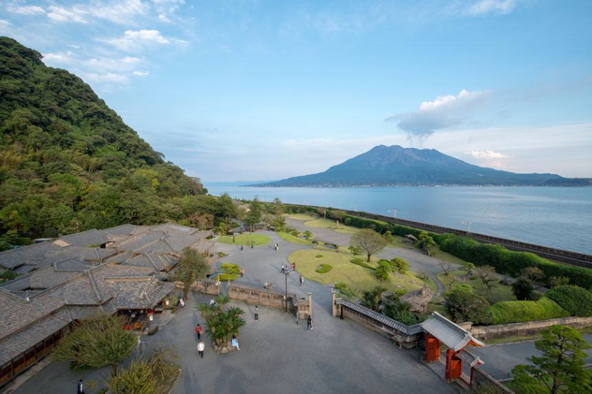 仙巌園　桜島を望む、薩摩の迎賓館